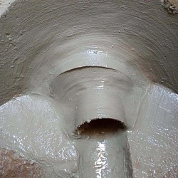 Обмазочная гидроизоляция колодца Кальматрон фото